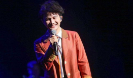 周深吃瓜娱乐圈